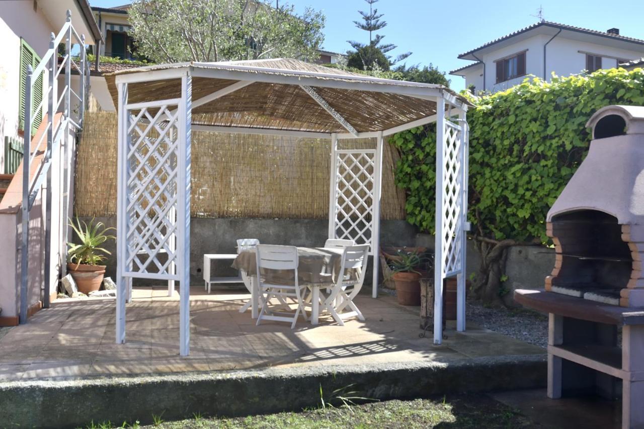 Villa Fiore Apartments Portoferraio Buitenkant foto