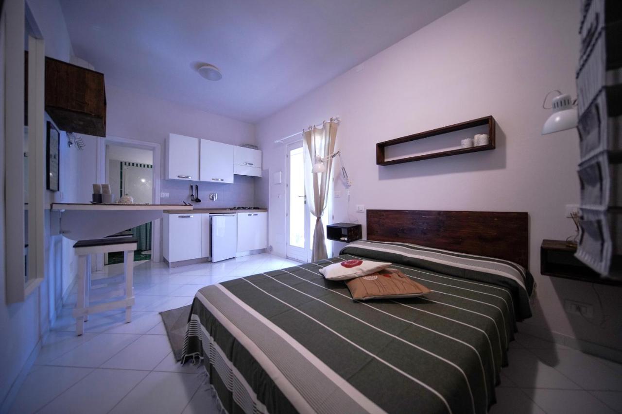 Villa Fiore Apartments Portoferraio Buitenkant foto